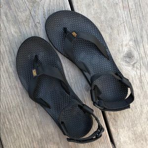 Teva Original Universal sandals, women’s size 6